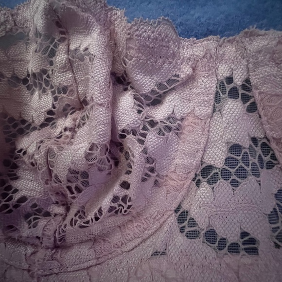 Free peoples intimates | 3 pc. Pink lace set (2 bra-34d, one thong-med); NWOT - Picture 7 of 16